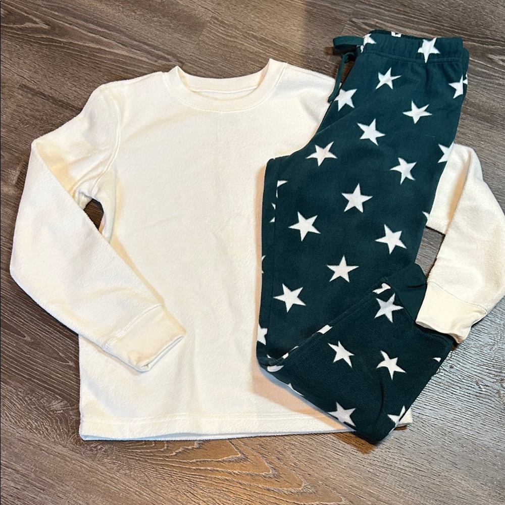 Primary Kids Pajama Set - Cream and Green Star Design